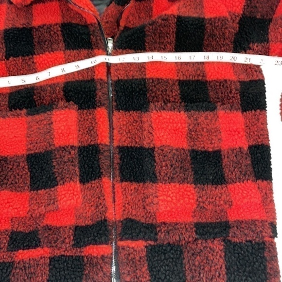 Elodie Faux Sherpa Jacket - Picture 7 of 12